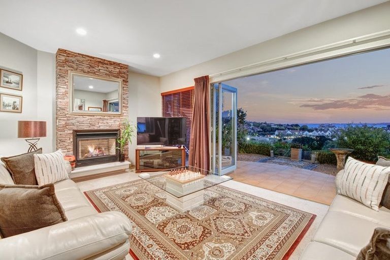 Photo of property in 260 Alec Craig Way, Gulf Harbour, Whangaparaoa, 0930