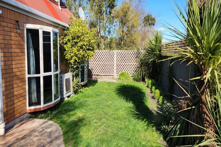Photo of property in 2/101 Tomes Road, St Albans, Christchurch, 8052