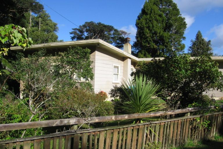 Photo of property in 29 Victory Road, Laingholm, Auckland, 0604