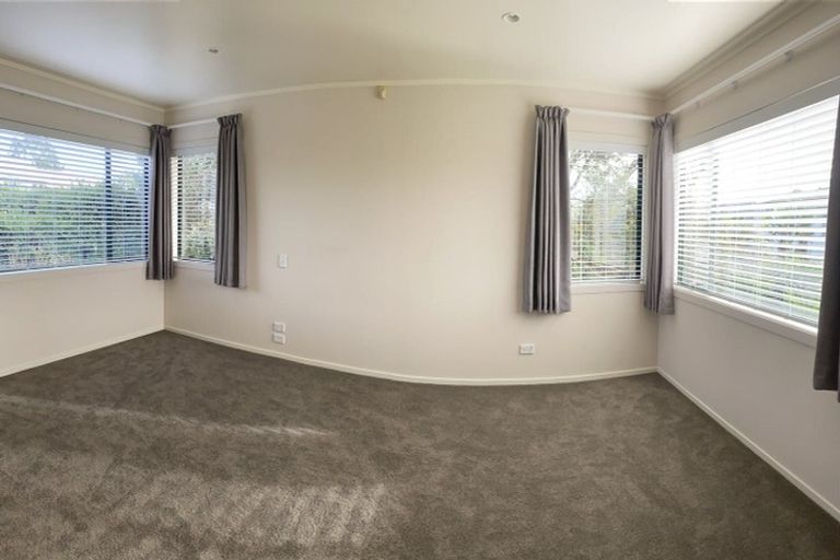 Photo of property in 12b Ngataringa Road, Devonport, Auckland, 0624