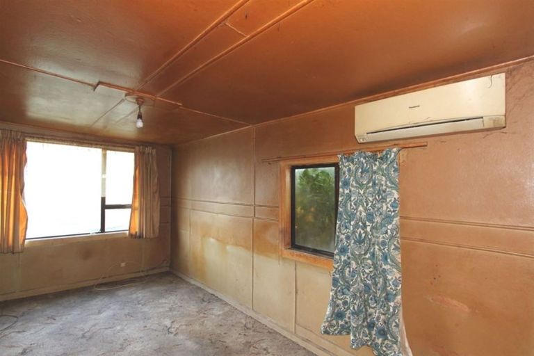 Photo of property in 92 Kainga Road, Kainga, Christchurch, 8083