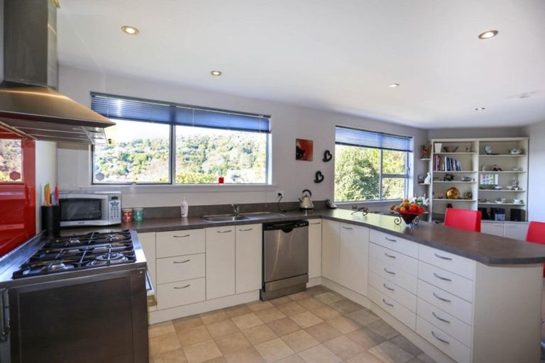 Photo of property in 11 Roseneath Place, Cashmere, Christchurch, 8022