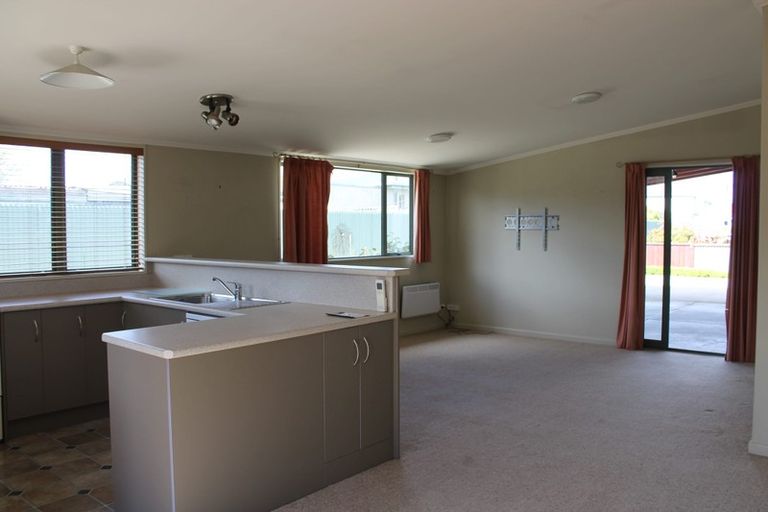 Photo of property in 4 Queen Street, Winton, 9720
