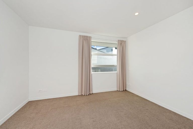 Photo of property in 3/24 Princess Terrace, Newtown, Wellington, 6021