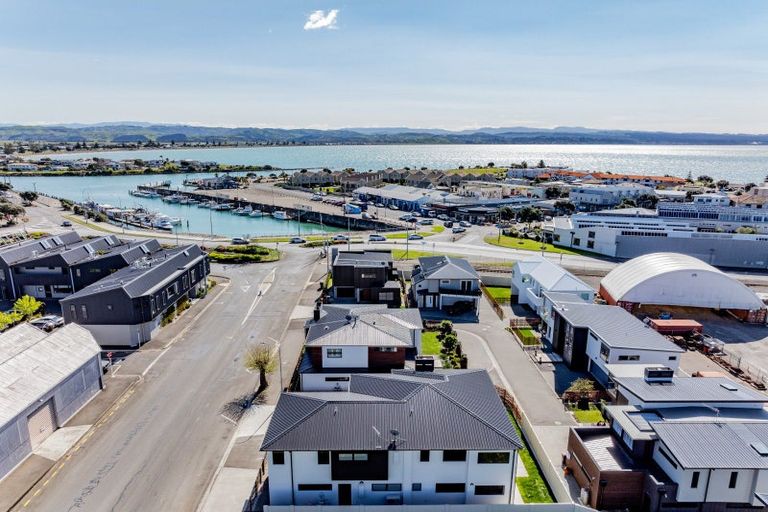 Photo of property in 25 Coronation Street, Ahuriri, Napier, 4110