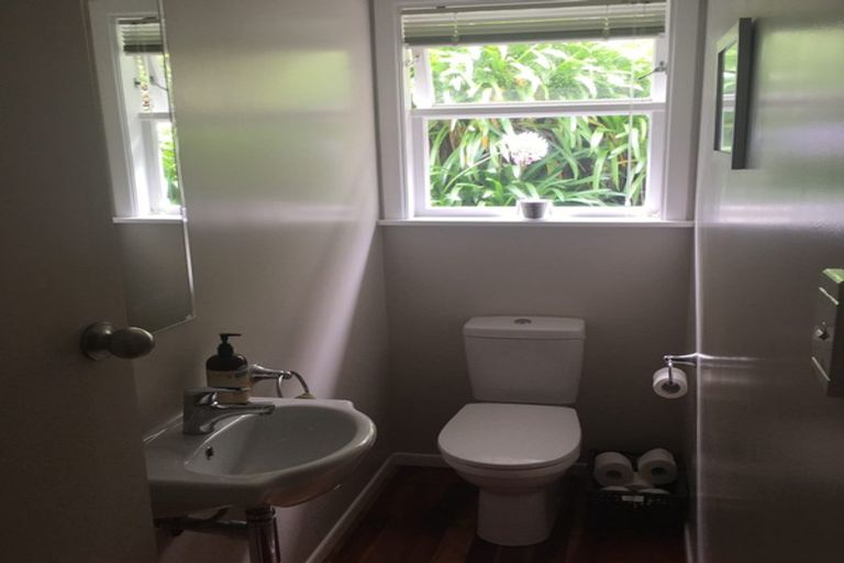 Photo of property in 5 Hilton Way, Johnsonville, Wellington, 6037