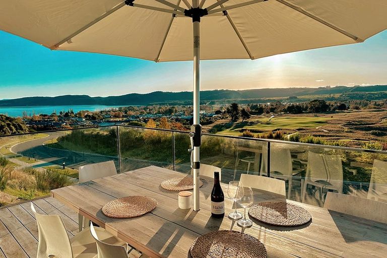 Photo of property in 30 Kittyhawk Drive, Kinloch, Taupo, 3377