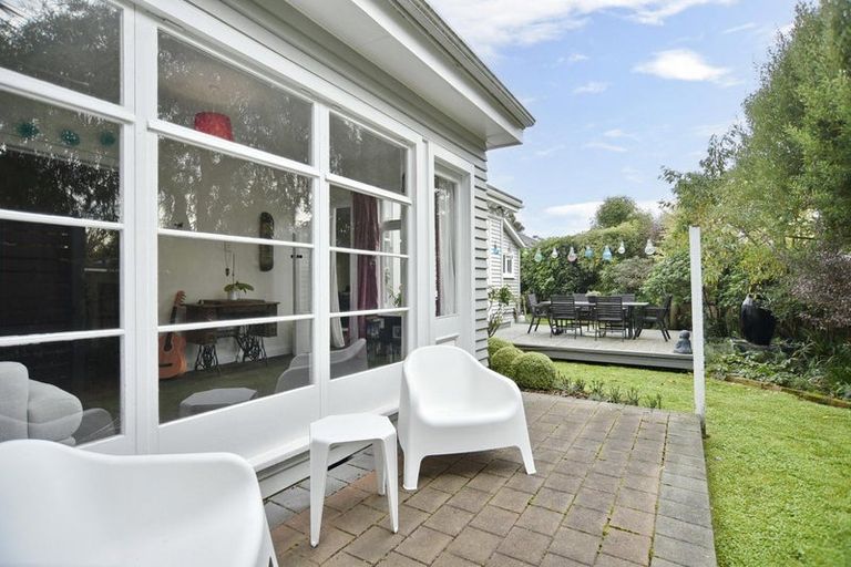 Photo of property in 11 Locarno Street, Opawa, Christchurch, 8023