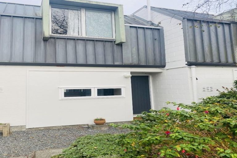 Photo of property in Paddington Apartments, 9/15 Mckinley Crescent, Brooklyn, Wellington, 6021