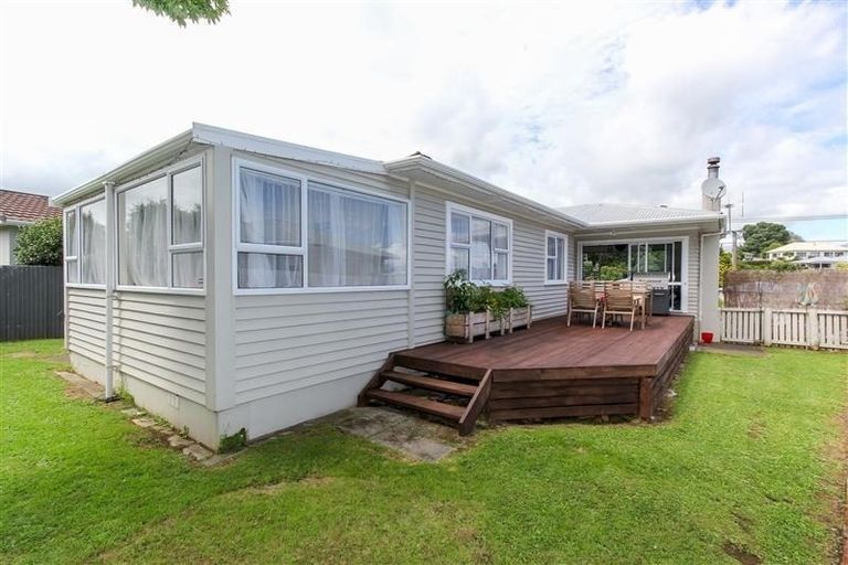 Photo of property in 30 Essex Street, Vogeltown, New Plymouth, 4310