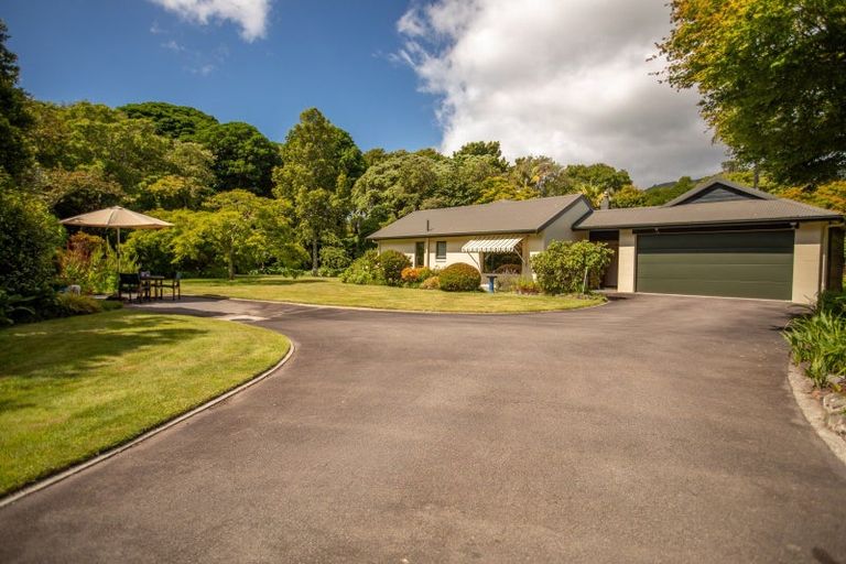 Photo of property in 459 Te Moana Road, Waikanae, 5036