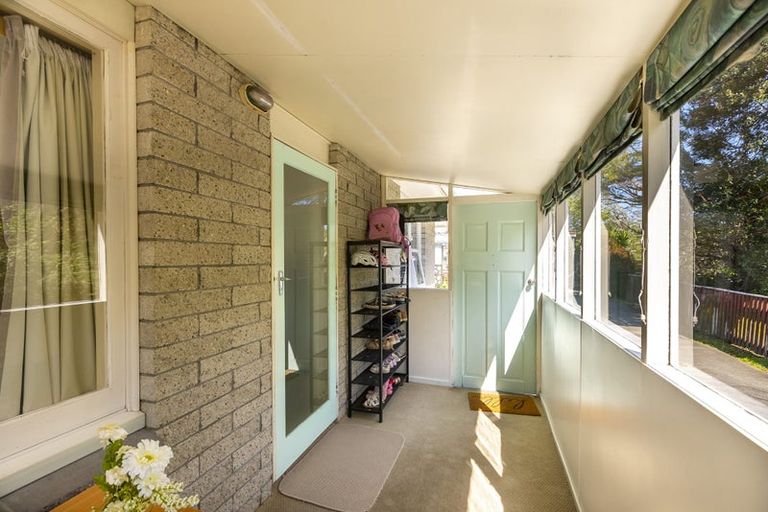 Photo of property in 4b Te Uruhi Grove, Paraparaumu, 5032