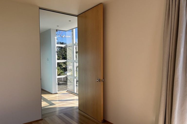 Photo of property in 23 Maarama Crescent, Aro Valley, Wellington, 6021