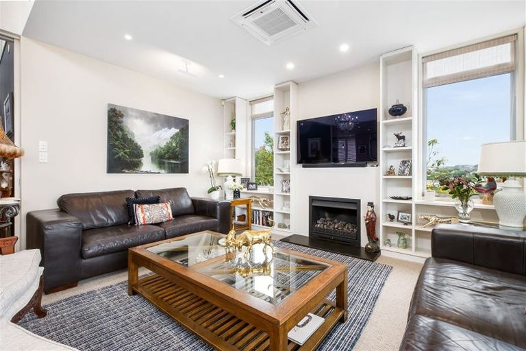 Photo of property in 8a Macmillan Avenue, Cashmere, Christchurch, 8022