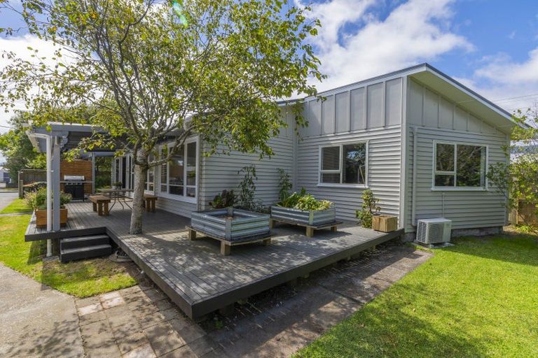 Photo of property in 4 Repo Street, Paraparaumu, 5032