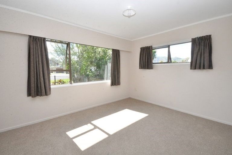 Photo of property in 12 Shoalhaven Street, Paeroa, 3600