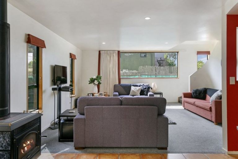 Photo of property in 2/126 Te Heuheu Street, Taupo, 3330