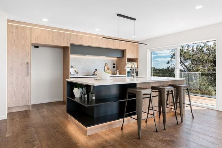 Photo of property in 185b Browns Bay Road, Browns Bay, Auckland, 0630
