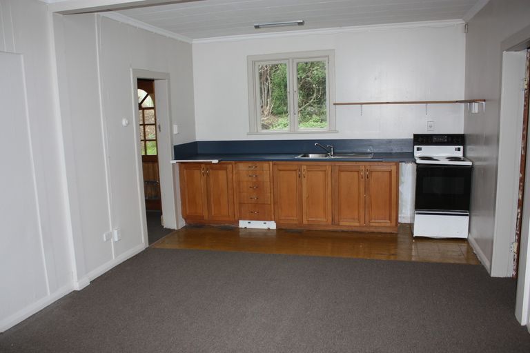 Photo of property in 31 Marion Street, Macandrew Bay, Dunedin, 9014