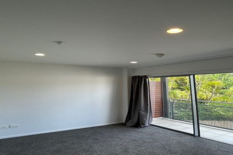 Photo of property in Albany Central, 2d/210 Dairy Flat Highway, Albany, Auckland, 0632