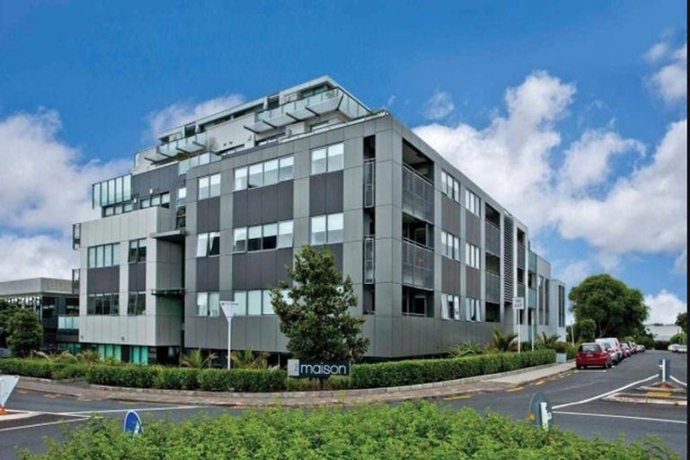 Photo of property in Maison Apartments, 106/16 Huron Street, Takapuna, Auckland, 0622