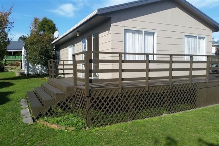 Photo of property in 27 Silvan Place, Bell Block, New Plymouth, 4312