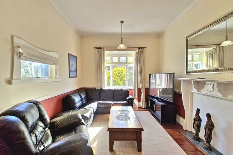 Photo of property in 129 Union Street, Foxton, 4814