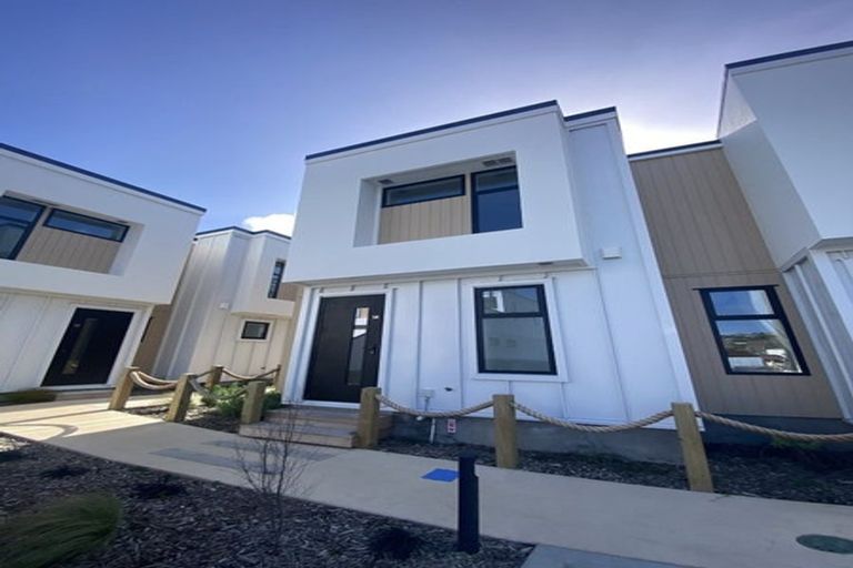 Photo of property in 14/10 Pascoe Avenue, Paremata, Porirua, 5026