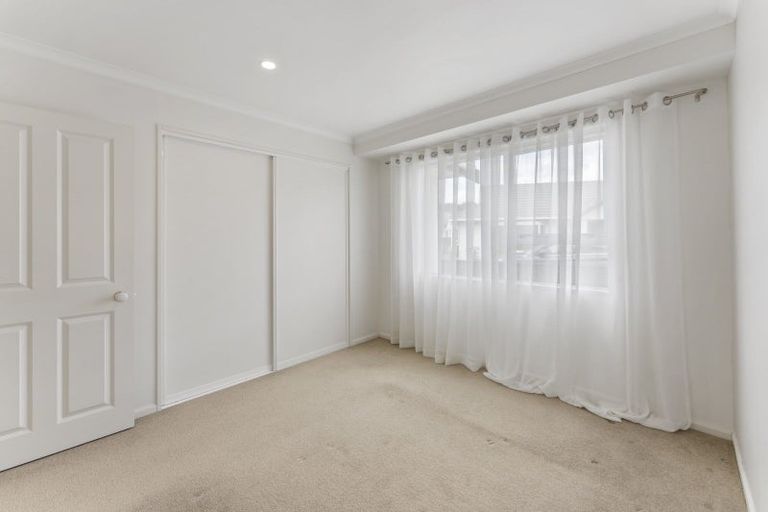 Photo of property in 14 Millwood Place, Silverstream, Upper Hutt, 5019