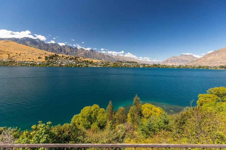 Photo of property in 247 Frankton Road, Queenstown, 9300