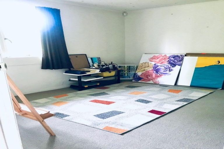 Photo of property in 3/10 Walpole Avenue, Hillpark, Auckland, 2102