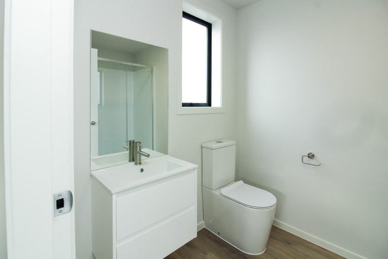 Photo of property in 19-19a The Strand, Wainuiomata, Lower Hutt, 5014