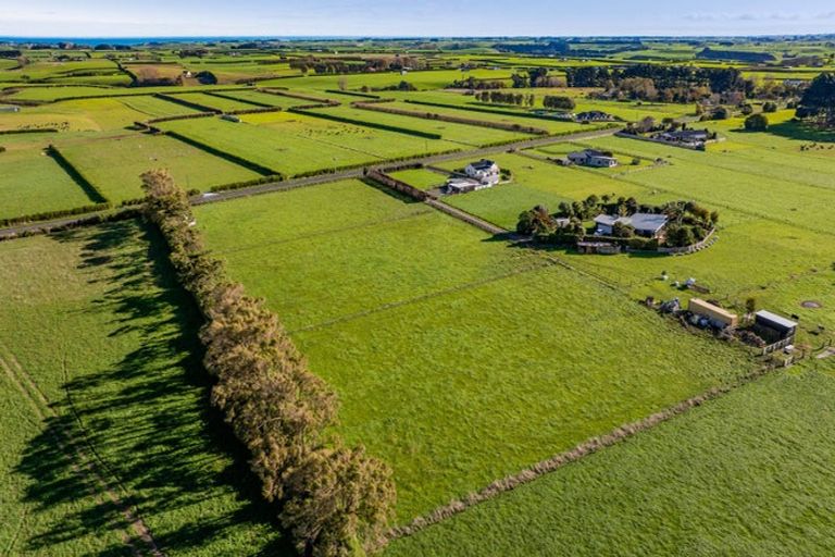 Photo of property in 84 Mawhitiwhiti Road, Normanby, Hawera, 4675