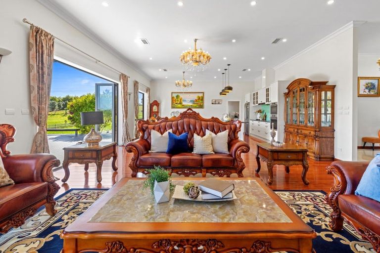 Photo of property in 73 Ashwood Avenue, Dairy Flat, Albany, 0792