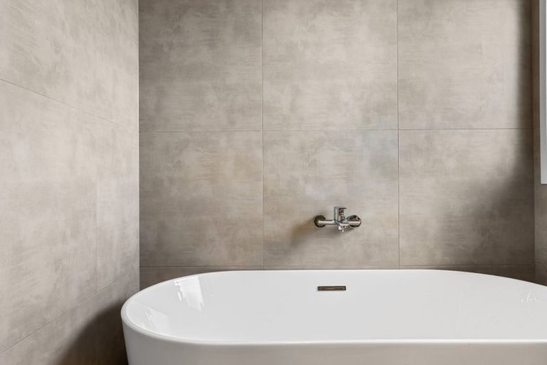 Photo of property in 2/13 Pinewood Grove, Botany Downs, Auckland, 2010