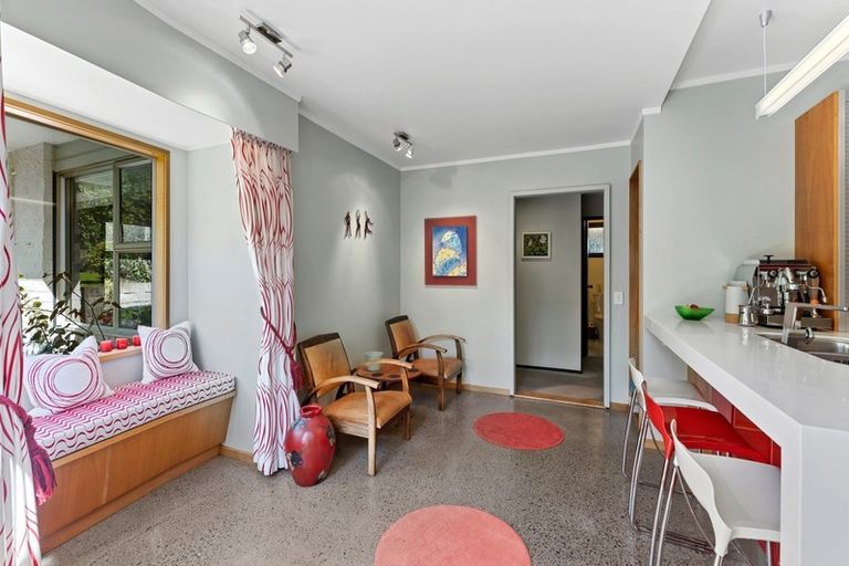 Photo of property in 13 Kotare Street, Waikanae, 5036