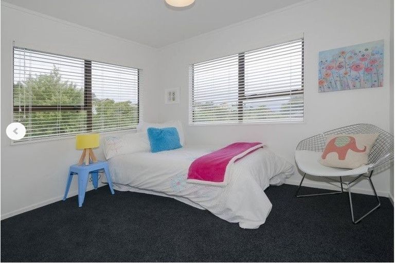 Photo of property in 14 Westpoint Avenue, Harbour View, Lower Hutt, 5010