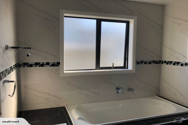 Photo of property in 12 Sauvignon Avenue, Ranui, Auckland, 0612