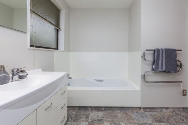 Photo of property in 5 Paprika Place, Bishopdale, Christchurch, 8053