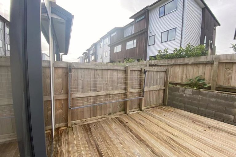 Photo of property in 18 Ti Kouka Lane, Sandringham, Auckland, 1025