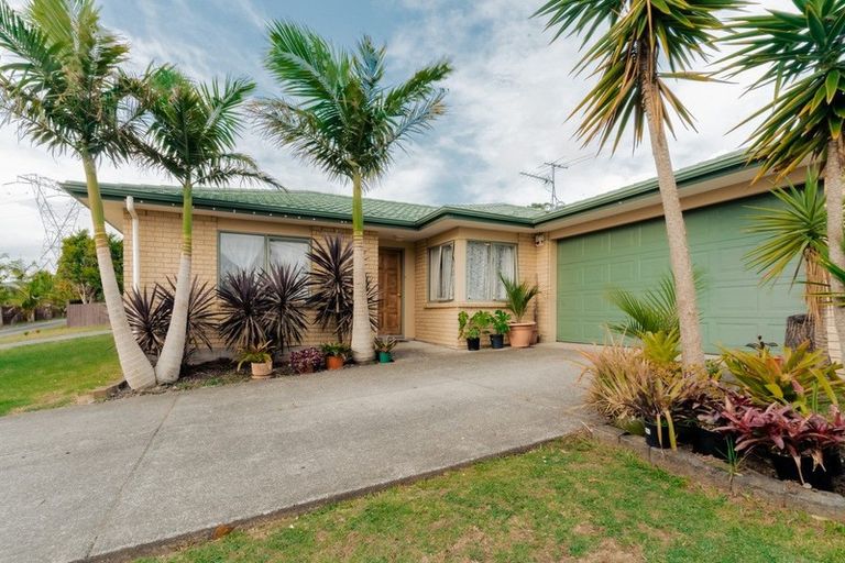 Photo of property in 9 Hawkley Close, Flat Bush, Auckland, 2019