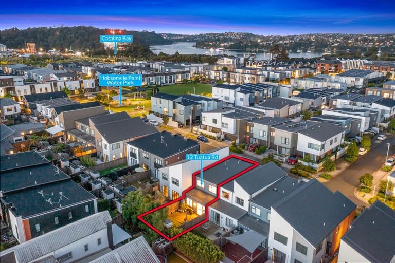 Photo of property in 12 Tuatua Road, Hobsonville, Auckland, 0616