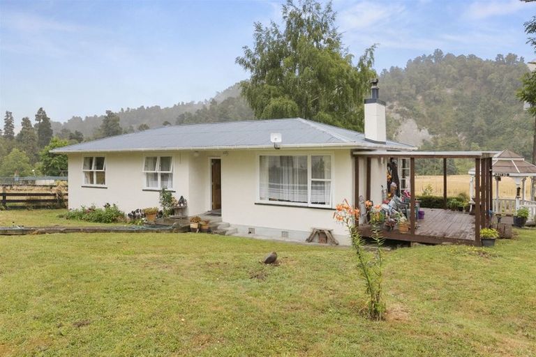 Photo of property in 7481 Turakina Valley Road, Papanui Junction, Taihape, 4791