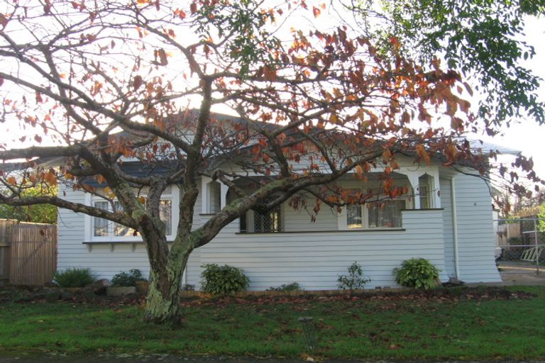 Photo of property in 6 Mahoe Avenue, Takaro, Palmerston North, 4410