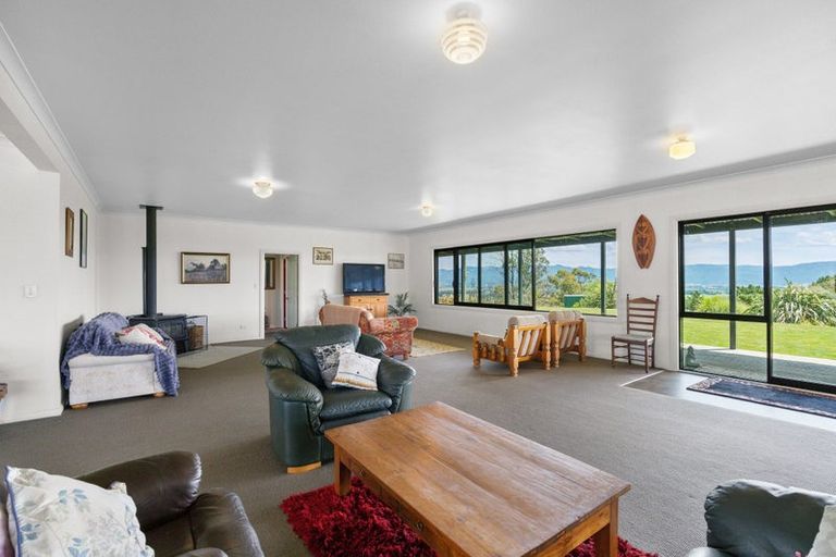 Photo of property in 1937 Lake Ferry Road, Pirinoa, Featherston, 5772