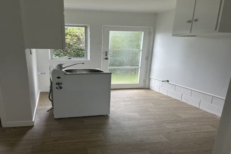 Photo of property in 27 Davies Road, Wellsford, 0900