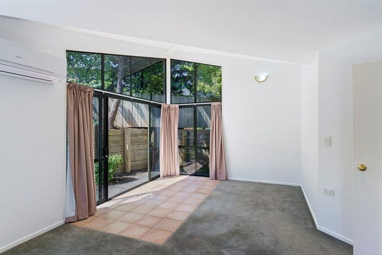 Photo of property in 2/53 Amohia Street, Paraparaumu, 5032