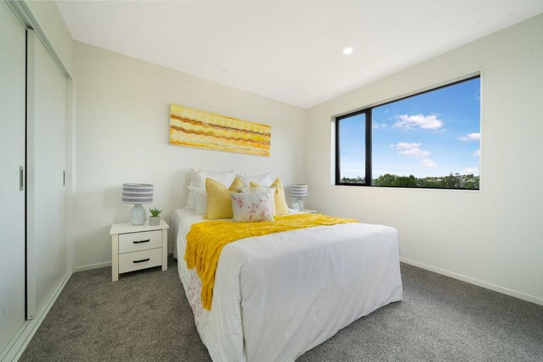 Photo of property in 21 Parker Avenue, New Lynn, Auckland, 0600