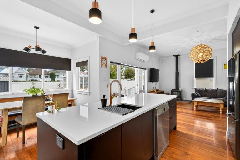 Photo of property in 188 Wellesley Road, Napier South, Napier, 4110