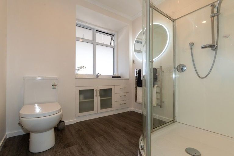 Photo of property in 39 Lipscombe Crescent, Havelock North, 4130